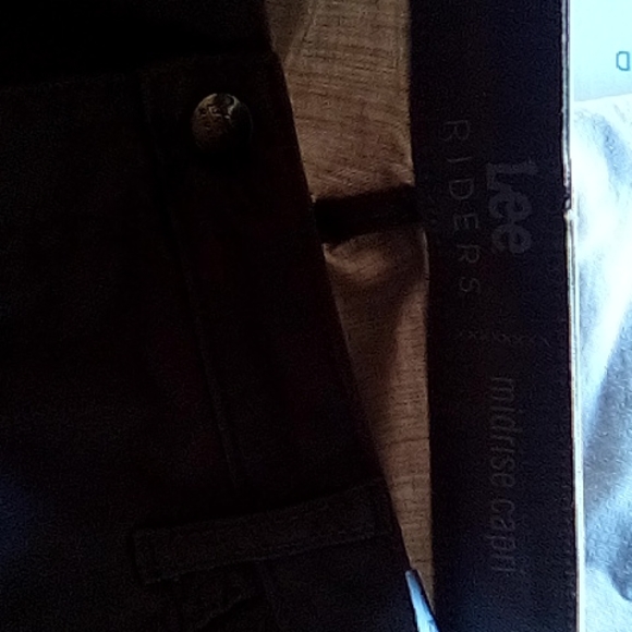 Lee Riders - Picture 2 of 4